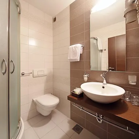 Platinum Guest house 4*